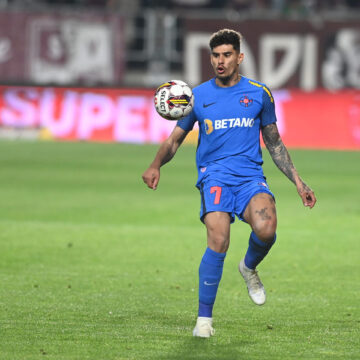 Gigi Becali pregătește plecarea lui Florinel Coman la FCSB