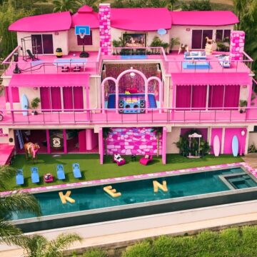 Casa de vis a lui Barbie poate fi închiriată pe Airbnb. Vei fi întâmpinat de Ken, personaj jucat de Ryan Gosling