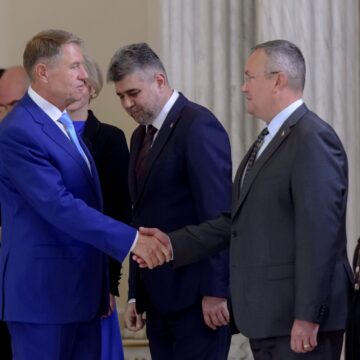 Surprize în Echipa PNL Pentru Guvern: Iohannis Vrea Să-i Scoată Din Palatul Victoria Pe Aurescu și Bode. Trei Femei Pe Lista Liberalilor. Surse