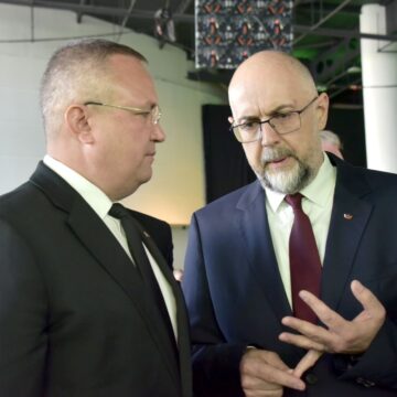 UDMR Amenință Cu Ieșirea De La Guvernare: Am Aflat Oficial Că PNL Vrea Ministerul Mediului La Rotaţie