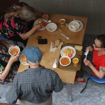 hepta7191936-scaled.jpg Locuitorii Dintr-un Sat De Graniță Din Regiunea Rusă Belgorod Se Plâng Că Sunt Jefuiți De Trupele Moscovei și Că Locuințele Le Sunt Devastate