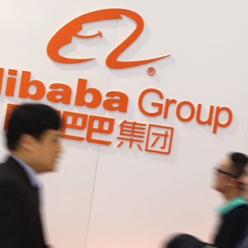 CEO Daniel Zhang va părăsi postul de conducere. Alibaba îl numește pe miliardarul Joseph Tsai ca nou președinte