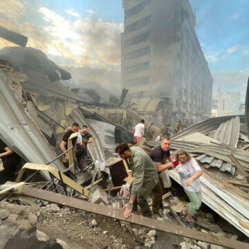 Un Bărbat Suspectat Că A Oferit Rusiei Informații Despre Restaurantul Bombardat Din Kramatorsk A Fost Arestat De Ucraina