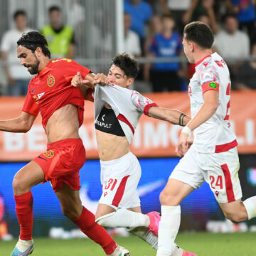 FCSB-DINAMO-BUCURESTI-SUPERLIGA-SUPERBET-22.07.2023-5-scaled-e1690061220278.jpg Andrea Compagno a dat răspunsul așteptat de milioane de fani