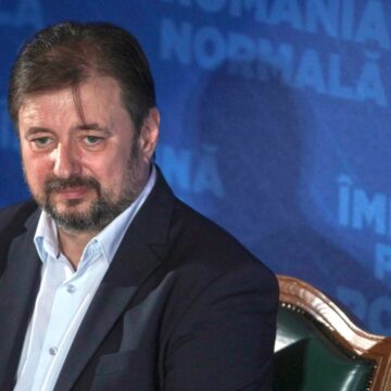 cristian-pirvulescu.jpg Politolog, După Demisia Gabrielei Firea Din Guvern: „Scandalul Azilelor I-a Compromis Toate șansele De A Mai Rămâne în Politică. Nu Cred Că Va Fi Candidata PSD La București”