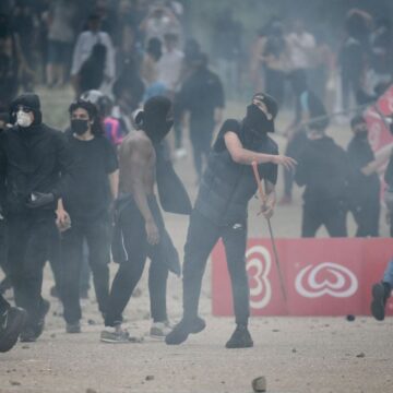 „E Ca și Cum Franța Ar Fi O Oală Sub Presiune”. Furia și Tensiunea Revoltelor Dau Aripi Extremei-drepte