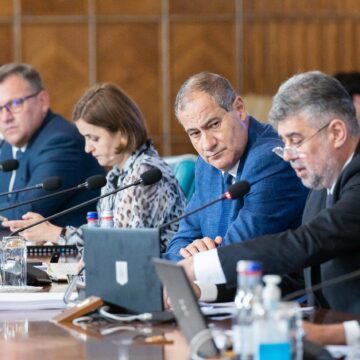 gov-ro-scaled.jpg Numele Vehiculate Pentru înlocuirea Gabrielei Firea şi A Lui Marius Budăi în Guvernul Ciolacu