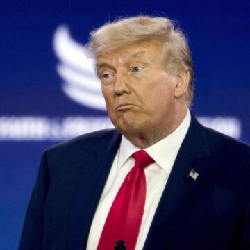 Noi Acuzații Pentru Donald Trump în Dosarul Documentelor Clasificate: A Cerut Unui Angajat „să șteargă Imaginile Camerelor De Supraveghere”