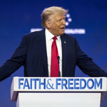 hepta7234272-scaled.jpg Donald Trump Acuză Motivații Politice Pentru Care Este Urmărit Penal: „Acești Oameni Sunt Bolnavi”