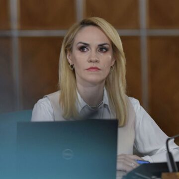 hepta7258030.jpg Gabriela Firea, Demisie După O Discuție Cu Marcel Ciolacu La Guvern. Firea Venise Cu Hârtia Gata Scrisă