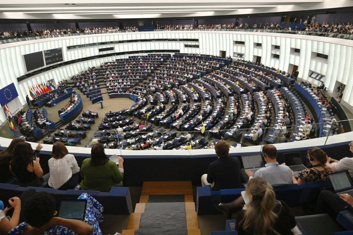 Parlamentul European, Rezolutie Pe Despagubirile Romaniei