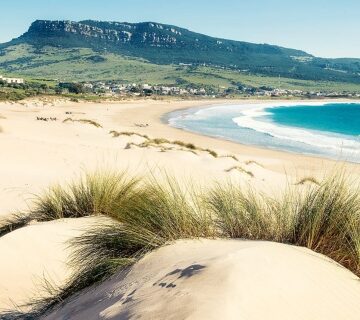 Destinații de vacanță mai puțin cunoscute din Europa. Costa De La Luz te scapă de căldură și aglomerație