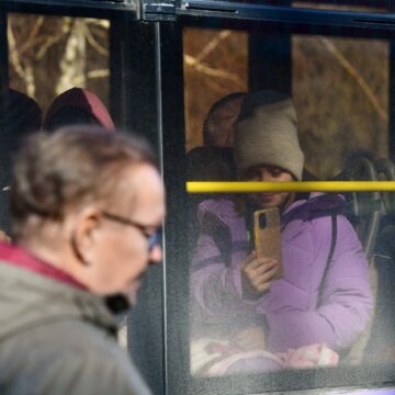 700.000 de copii ucraineni au fost „transferați” în Rusia de la începutul războiului, dezvăluie comisarul rus pe care CPI vrea să îl aresteze