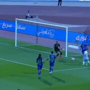 Ce-Neymar-Cristiano-Ronaldo-sau-Benzema-Florin-Tanase-este-idol-la-arabi-Ce-gol-a-dat-internationalul-roman-2.jpeg Florin Tănase este idol la arabi! Ce gol a dat internaționalul român!