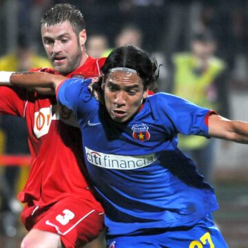 Gigi-Becali-nu-l-vezi-Dayro-Moreno-mai-schimba-o-data-clubul-la-37-de-ani-pentru-face-cuplu-in-atac-cu-legendarul-Radamel-Falcao-scaled.jpg Gigi Becali, nu-l vezi? Dayro Moreno mai schimbă o dată clubul
