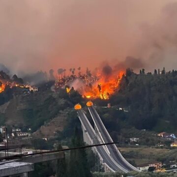 massarosa-luca-italy.jpg Risc crescut de producere a incendiilor