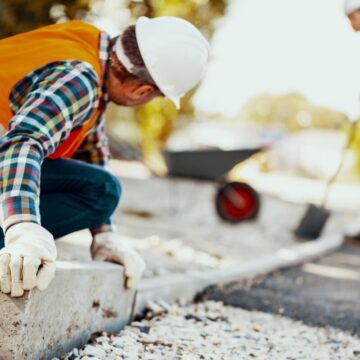 România se confruntă cu o criză de forță de muncă. Peste 5 milioane de români au plecat în Vest