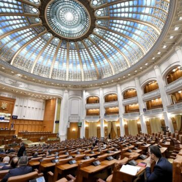 Marcel Ciolacu Cheamă Parlamentarii Din Vacanță Pentru Legea Pensiilor Speciale. „Vom Convoca Parlamentul în Sesiune Extraordinară”
