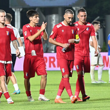razvan-matis-andrei-blejdea-CHINDIA-TARGOVISTE-GLORIA-BUZAU-LIGA-2-CASA-PARIURILOR-22.08.202326.jpg Chindia a renunțat la încă trei jucători, toți aduși vara aceasta