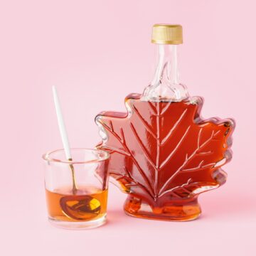 sirop-de-artar-beneficii.jpg Siropul De Arțar – Beneficii, Proprietăți, Contraindicații