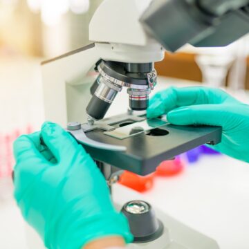 Un Tratament „nuclear” Aduce Speranță Persoanelor Cu Cancer De Prostată