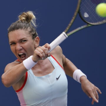 Cu-cati-bani-ramane-Simona-Halep-dupa-ce-ITIA-i-a-terminat-cariera-cu-suspendarea-de-4-ani-pentru-dopaj-scaled.jpg ”Halep poate obține chiar o înjumătățire a pedepsei. Se rejudecă totul de la zero la TAS. Dosarul ei de la Sport Resolution a avut în jur de 8.000 de pagini”. Expertă în drept sportiv, Mădălina Diaconu îi aduce vești excelente Simonei