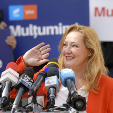 Elena Lasconi deschide lista USR pentru Parlamentul European. Pe listă se mai află Vlad Voiculescu și Dan Barna