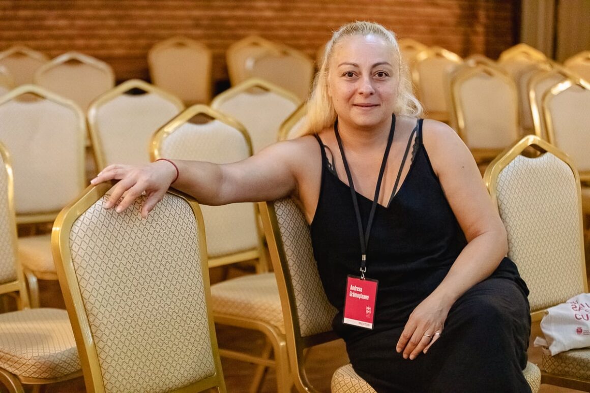ideo-ideis-2023-s-80.jpg Interviu Cu Actrița Andreea Grămoșteanu: „Arta Nu Poate Să Trăiască în Sărăcie Veșnic. Nu Poți Să Faci 10 Ani Spectacole Cu Două Scaune”