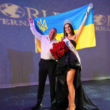 Miss World 2023, O Americancă Născută La Herson, După Ce S-a ținut De Mână Cu Rivala Din Rusia: „Ăsta E Regulamentul. M-ar Fi Descalificat”