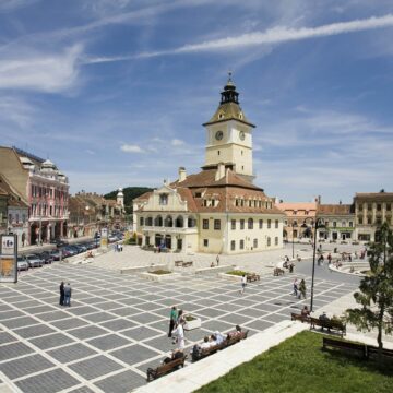 67a671f261d363136a282f23b98d7253-piata-sfatului-scaled.jpg BBC promovează România. Imagini cu locurile noastre inedite sunt difuzate zilnic pe postul lor