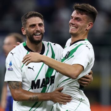 daniel-boloca-Domenico-Berardi-sassuolo-inter-serie-a-profimedia-0808988374-2.jpg Daniel Boloca și-a triplat cota după doar opt meciuri la Sassuolo!