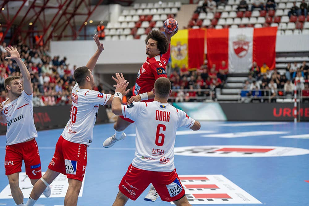 dinamo-in-EHF.jpg Dinamo, 52 de goluri în EHF European League