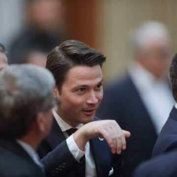 id207461inquamphotosgeorgecalin-scaled.jpg CULISELE UNUI SCANDAL în PNL Pe Tema Unui Număr Mai Mare De Femei în Parlament. „Bărbații Se Tem Că Le Vom Fura Locurile Pe Liste”. Ironii Cu Amante și Persoane Transgender
