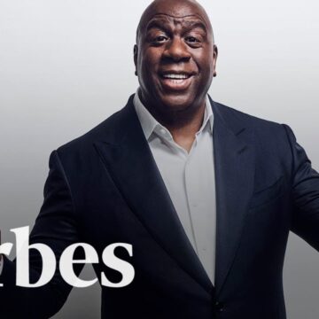 maxresdefault-3.jpg Magic Johnson, declarat miliardar de către Forbes. La ce sumă ajunge averea fostului jucător NBA