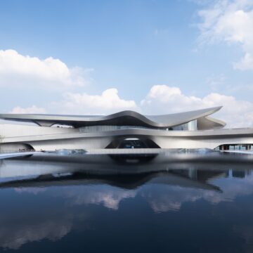 muzeu.jpg Zaha Hadid finalizează lucrările la Muzeul de Science Fiction din China. Cum arată designul futurist