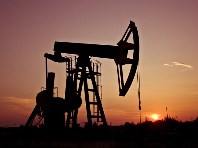 Prețul petrolului continuă să scadă. Ţiţeiul Brent a suferit o serie de modificări, coborând aproape de 88 de dolari pe baril