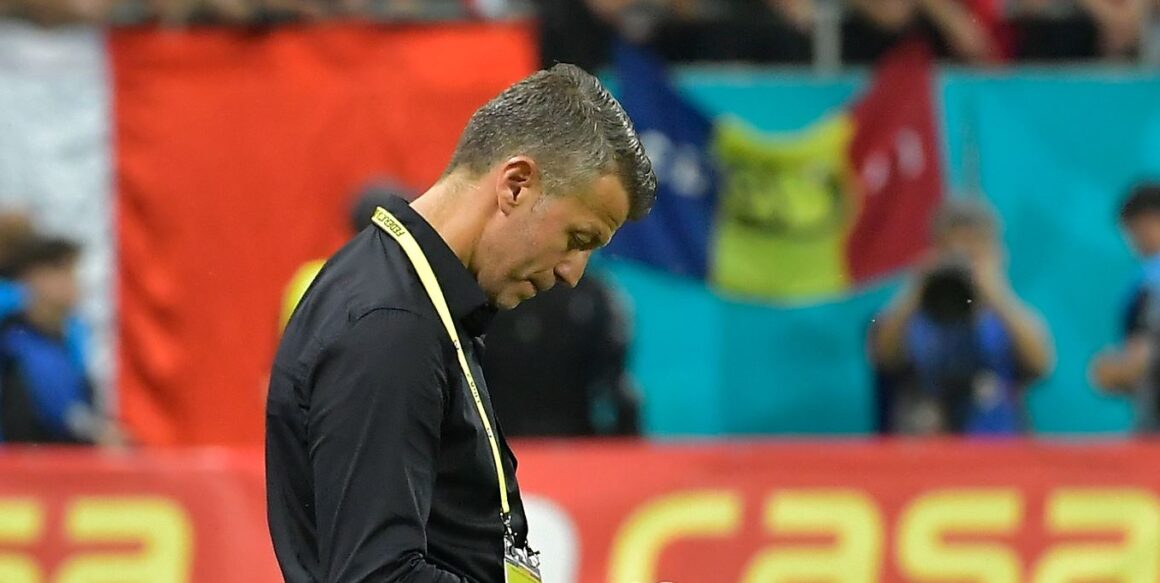 Ce-s-a-intamplat-in-vestiarul-lui-Dinamo-cand-a-intrat-Ovidiu-Burca-dupa-esecul-cu-FCSB.jpg Ce s-a întâmplat în vestiarul lui Dinamo, când a intrat Ovidiu Burcă, după eșecul cu FCSB