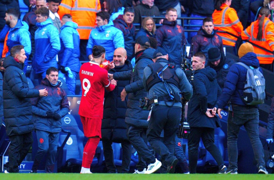 Manchester-City-blocata-de-Liverpool.-Pep-Guardiola-un-nou-scandal-cu-Darwin-Nunez-Jurgen-Klopp-nu-s-a-putut-abtine-nici-el.jpg Jurgen Klopp nu s-a putut abține nici el