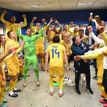 Nebunie-in-pub-urile-din-Bucuresti-dupa-succesul-extraordinar-cu-Israel-Cum-s-a-sarbatorit-calificarea-Romaniei-la-Campionatul-European-scaled.jpg Nebunie după calificarea tricolorilor la Euro: „Româniaaaa, Româniaaaa!”