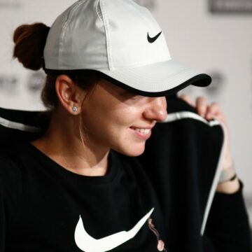 Simona-Halep-negocieri-e1701241014416.jpg Simona Halep, negocieri bombă cu organizatorii turneului de la Sankt Petersburg