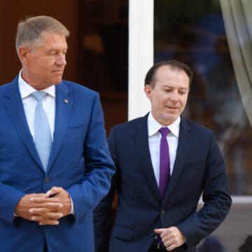 hepta5901247-2-scaled.jpg INTERVIU. „O Anchetă Bună A DNA în Cazul Achiziției De Vaccinuri Ar Trebui Să Cerceteze Pe Toată Lumea, Inclusiv Pe Klaus Iohannis Ca Martor”, Spune Alina Mungiu-Pippidi