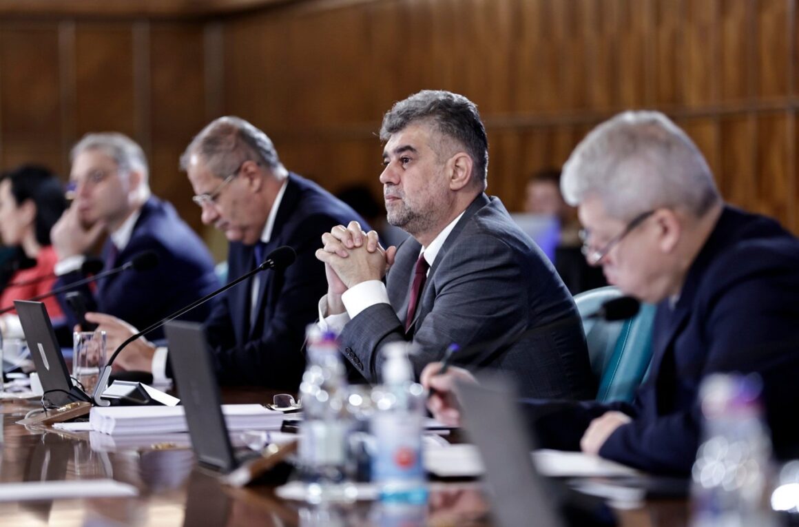 Ședința De Guvern, Suspendată Temporar, Pe Fondul Neînțelegerilor Dintre PNL și PSD Privind Noua Lege A Pensiilor