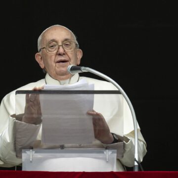 „Destul, Fraților, Destul” Cu Războiul, Spune Papa Francisc, Cerând Mai Mult Ajutor Umanitar Pentru Gaza. „Armele Nu Vor Aduce Niciodată Pacea”
