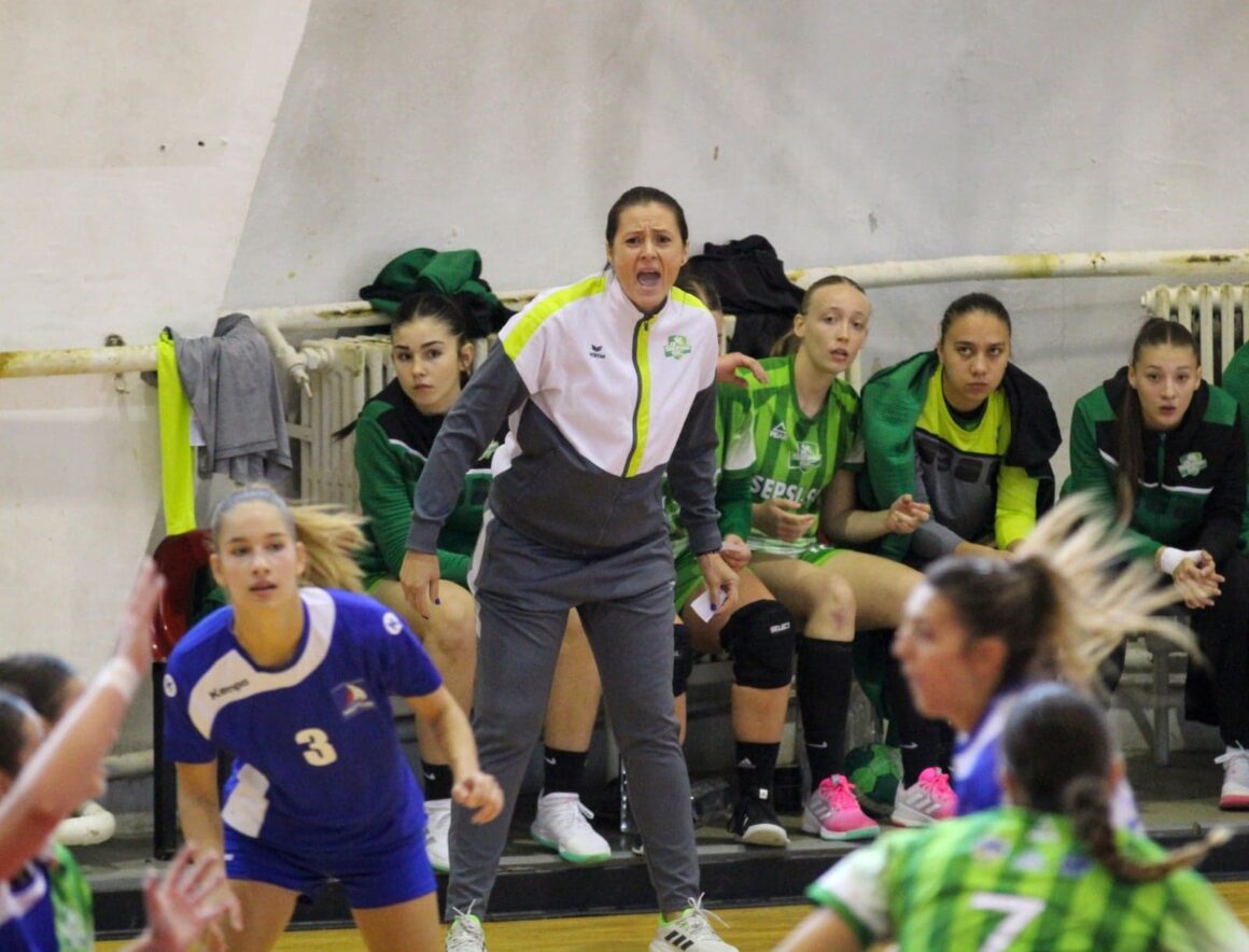Totul pentru Mondiale! Carmen Cartaș a preluat echipa echipa națională U18 a României