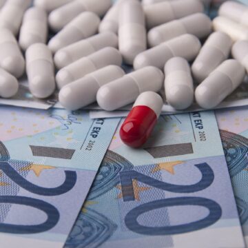 shutterstock314137418-scaled.jpg Dispariția Misterioasă Din Parlamentul European A Unui Raport Care Deranja Industria Farma