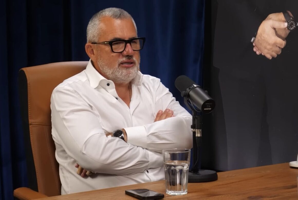 „Șocat De Atacuri”, Sorin Constantinescu, „Regele Păcănelelor”, și-a Anunțat Retragerea Din AUR La Trei Zile După Ce S-a înscris în Partidul Lui George Simion