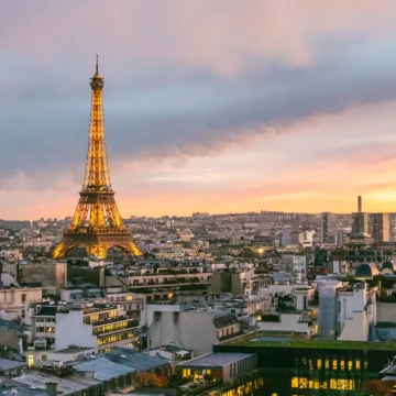 Eiffel_Marc-Nouss_Arc-de-Triomphe.webp.webp Sfaturi pentru a vizita Turnul Eiffel fără să stai la cozi interminabile
