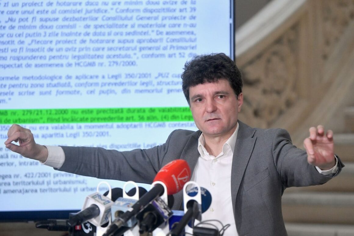 hepta6911447.jpg Nicușor Dan Insistă Că Nu Va Intra în PNL, După Ultimatumul Dat De Nicolae Ciucă Pentru Susținerea La Primărie