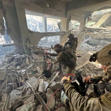 profimedia-0828520779.jpg Armata Israeliană Publică Imagini Cu Trupele Sale Care Descind într-un Important Tunel Din Fâșia Gaza și Ucid Mai Mulți Luptători Hamas | VIDEO
