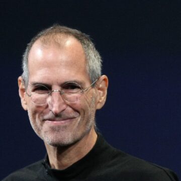 steve.jpg Cecul semnat de Steve Jobs către Radio Shack va fi scos la licitație